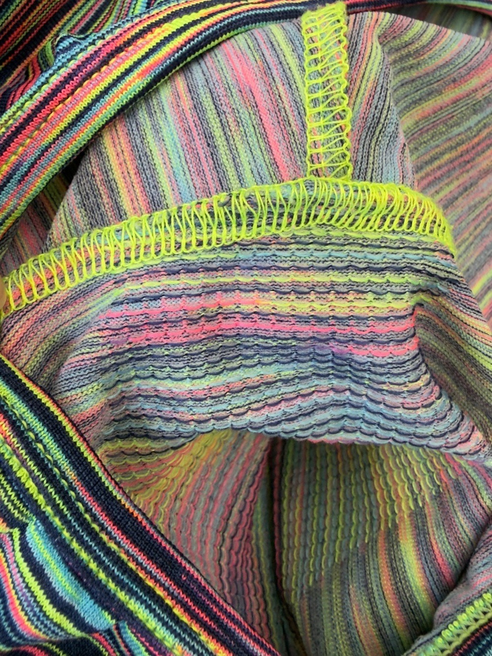 Diadora Multicolor Space Dye Hooded Long Sleeve Athletic Top | Size XS - Picture 8 of 9